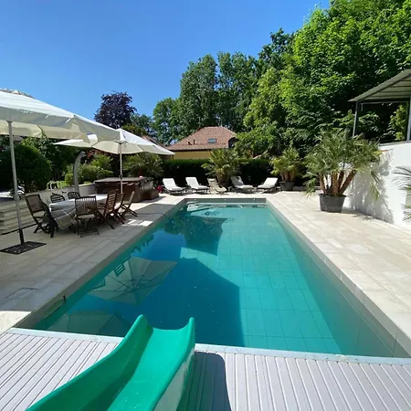 Montblanc Duplex Avec Jacuzzi * Genève